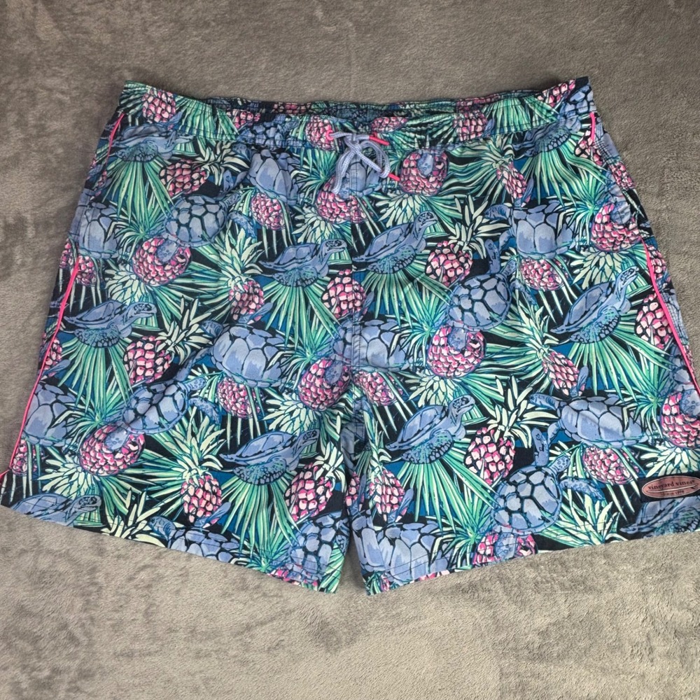 Vineyard Vines Swim Trunks Mens 2XL Blue Turtle Pineapple Tropical Board Shorts